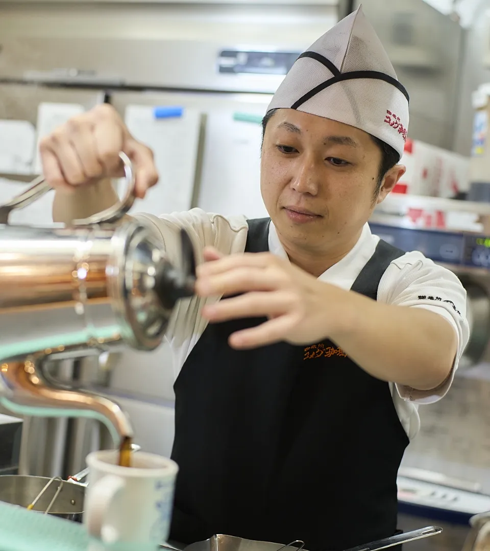飲食事業部 コメダ珈琲店入間新光店 2010年入社 八鍬慎也さん